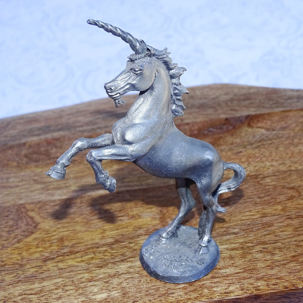 Unicorn 1979 Perth Mint Pewter 4.5"